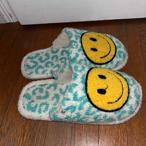Preppy Smiley Face Slippers